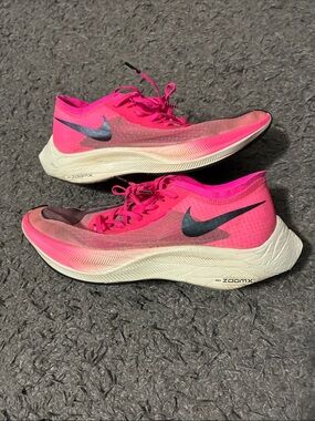 Nike zoomx vaporfly next%
